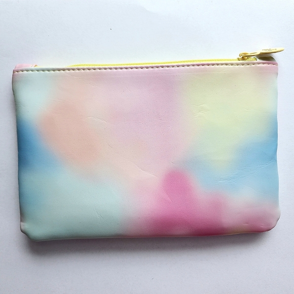 Makeup Bundle - Picture 5 of 7